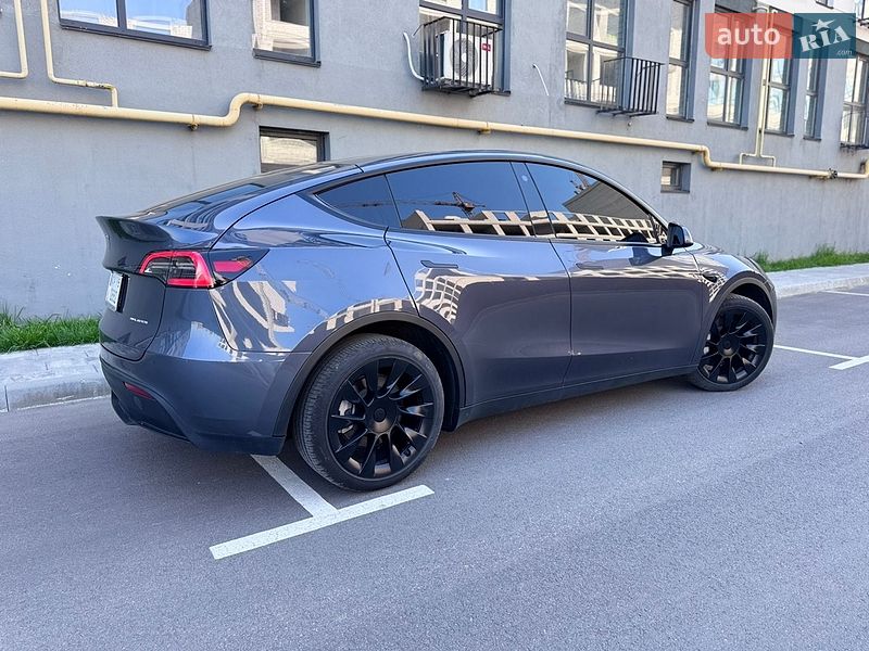 Внедорожник / Кроссовер Tesla Model Y 2023 в Черкассах