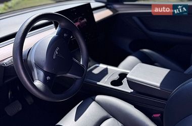 Внедорожник / Кроссовер Tesla Model Y 2023 в Черкассах