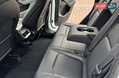 Внедорожник / Кроссовер Tesla Model Y 2024 в Львове
