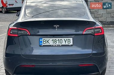 Внедорожник / Кроссовер Tesla Model Y 2020 в Дубно