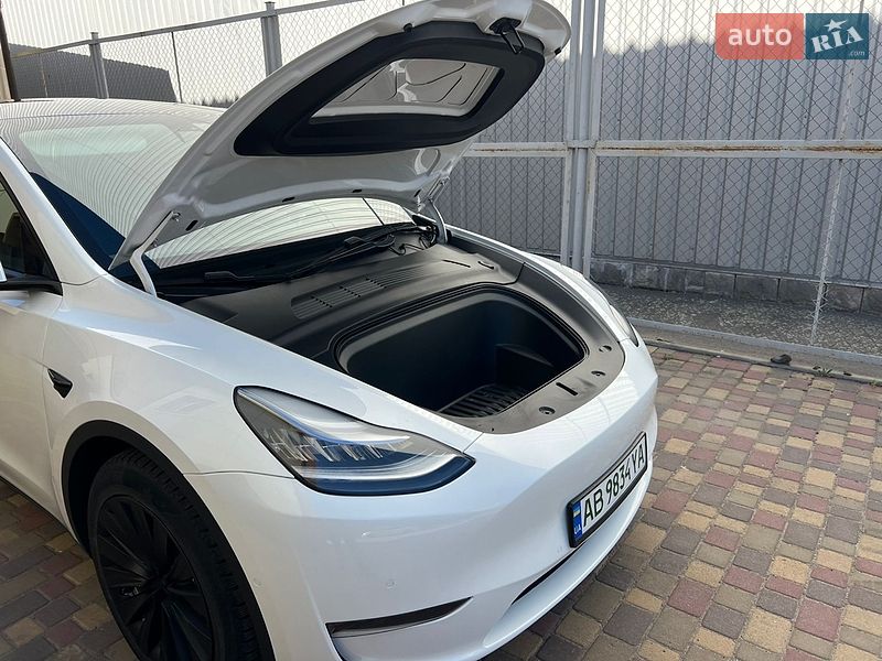 Внедорожник / Кроссовер Tesla Model Y 2020 в Виннице