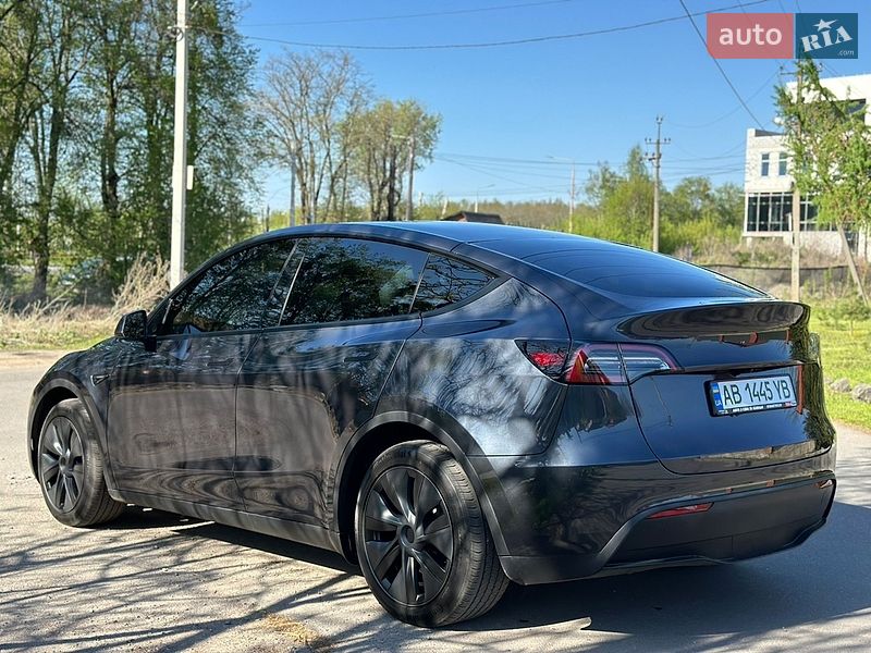 Внедорожник / Кроссовер Tesla Model Y 2024 в Виннице