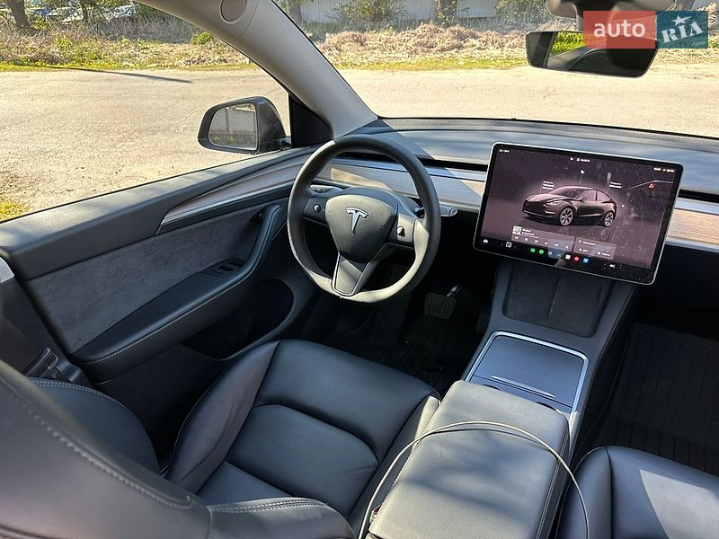 Внедорожник / Кроссовер Tesla Model Y 2024 в Виннице