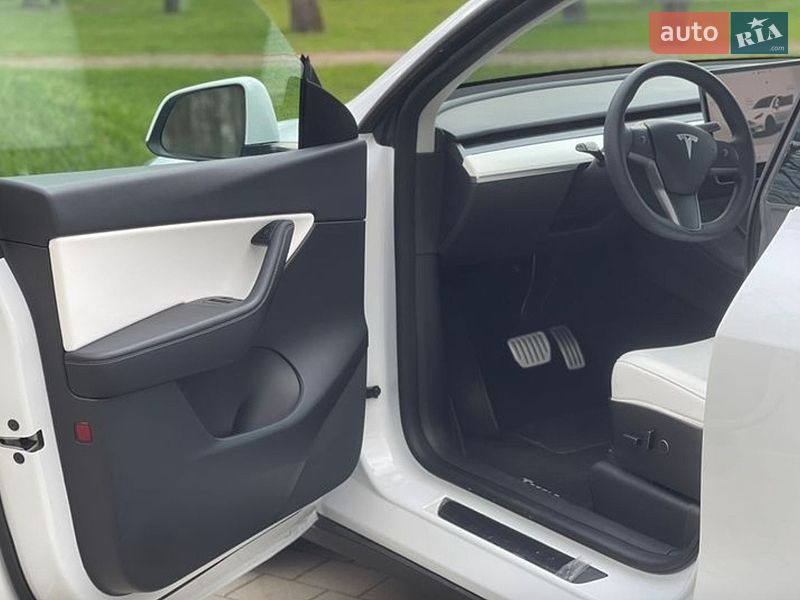 Внедорожник / Кроссовер Tesla Model Y 2021 в Одессе