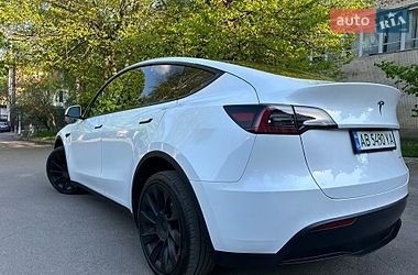 Внедорожник / Кроссовер Tesla Model Y 2024 в Киеве