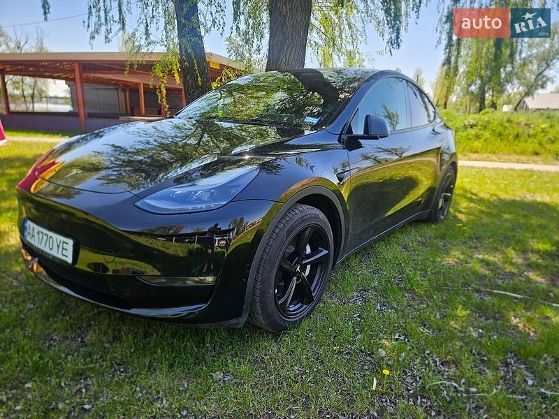 Внедорожник / Кроссовер Tesla Model Y 2024 в Киеве фото 9 Внедорожник / Кроссовер Tesla Model Y 2024 в Киеве