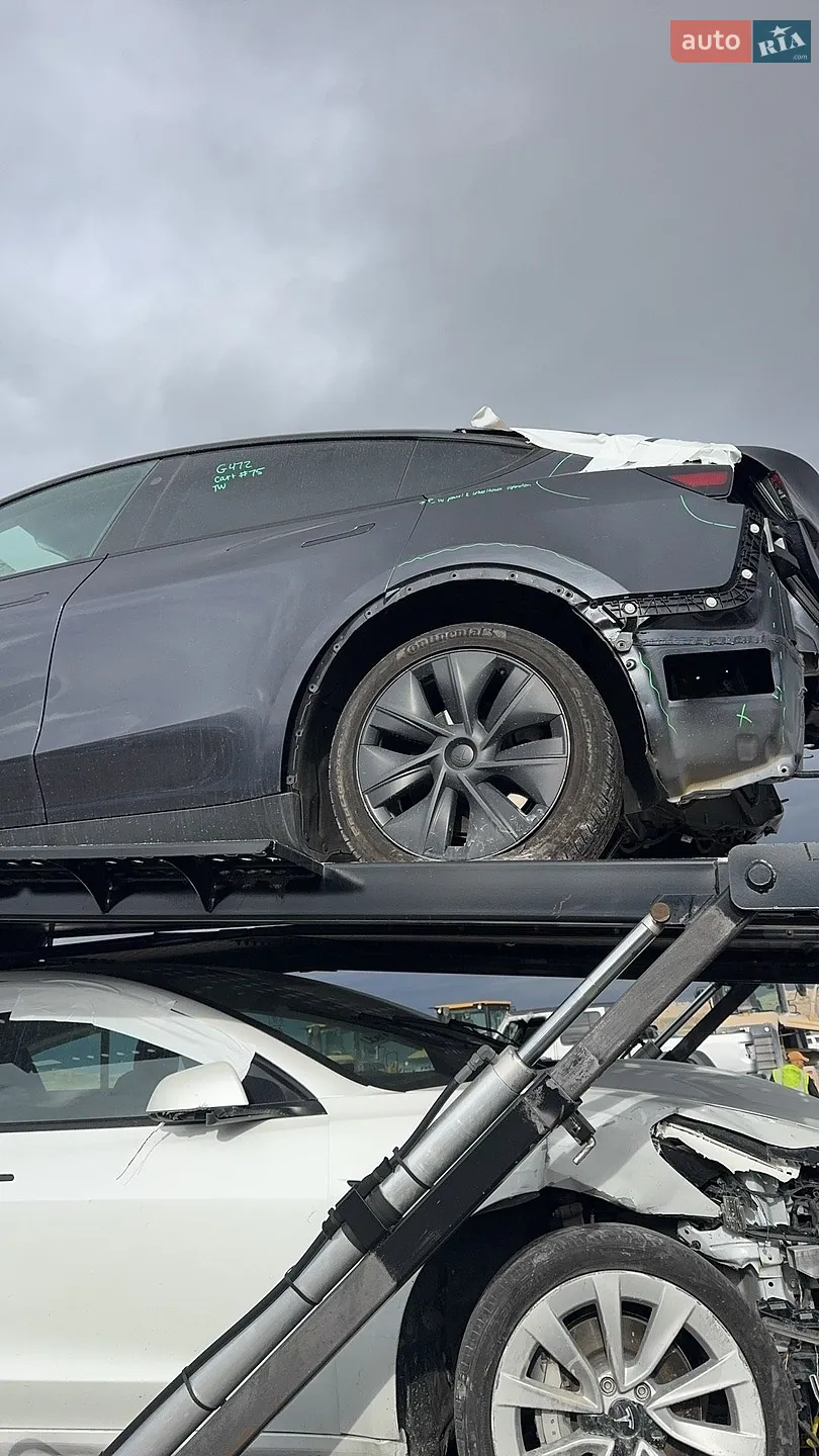 2024 Tesla Model Y - мініатюра 14