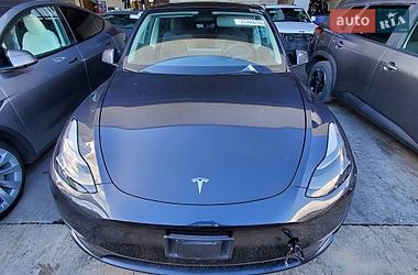 Внедорожник / Кроссовер Tesla Model Y 2024 в Запорожье