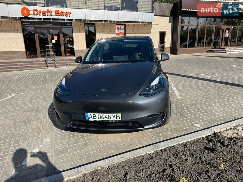 Внедорожник / Кроссовер Tesla Model Y 2023 в Виннице