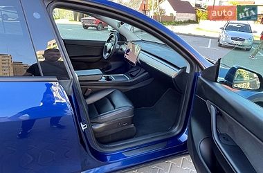 Внедорожник / Кроссовер Tesla Model Y 2021 в Борисполе