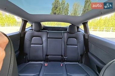 Внедорожник / Кроссовер Tesla Model Y 2023 в Киеве
