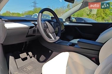 Внедорожник / Кроссовер Tesla Model Y 2024 в Львове