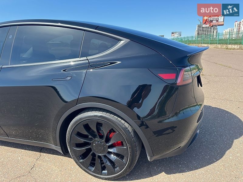 Внедорожник / Кроссовер Tesla Model Y 2023 в Одессе