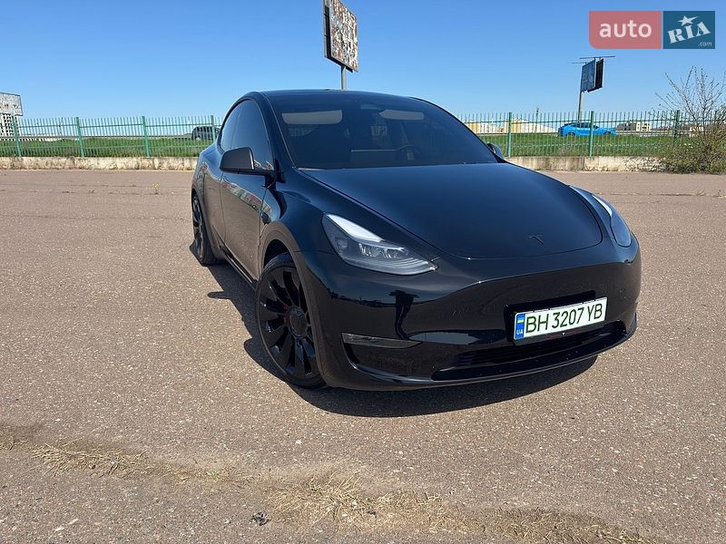 Внедорожник / Кроссовер Tesla Model Y 2023 в Одессе