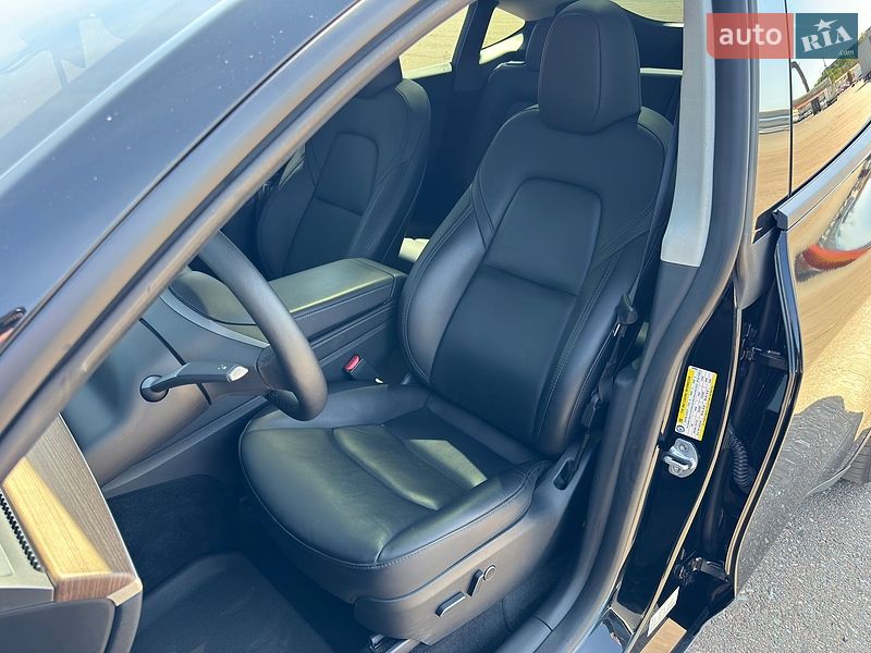 Внедорожник / Кроссовер Tesla Model Y 2023 в Одессе