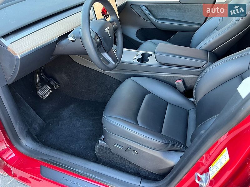 Внедорожник / Кроссовер Tesla Model Y 2023 в Виннице
