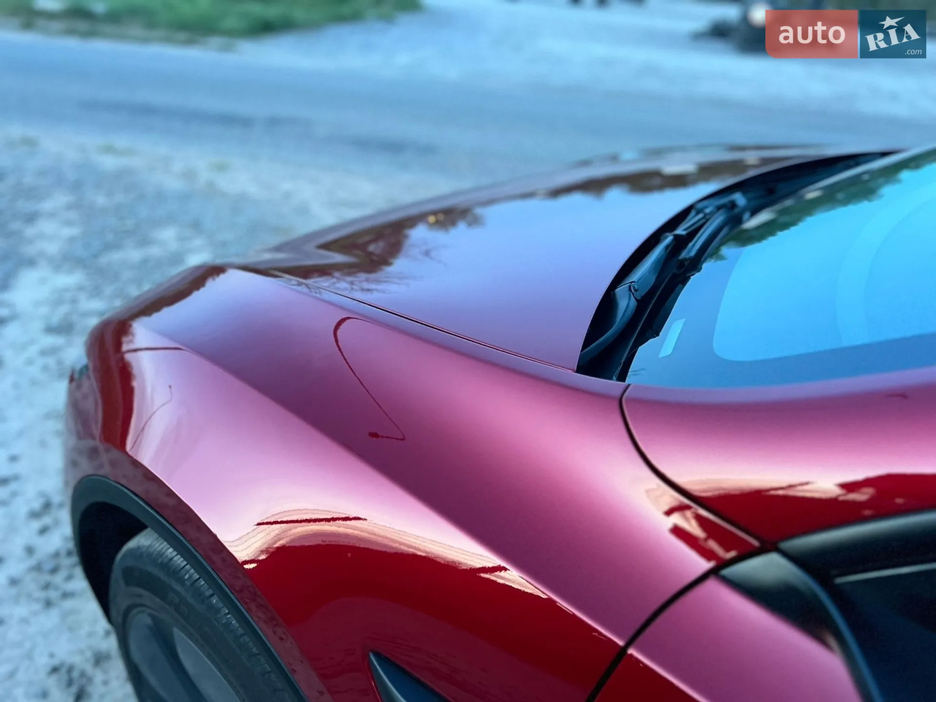 2025 Tesla Model Y - мініатюра 13