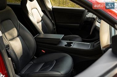 Внедорожник / Кроссовер Tesla Model Y 2021 в Киеве