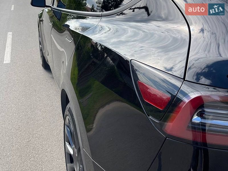 Внедорожник / Кроссовер Tesla Model Y 2022 в Запорожье