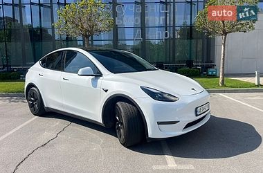 Позашляховик / Кросовер Tesla Model Y 2024 в Дніпрі