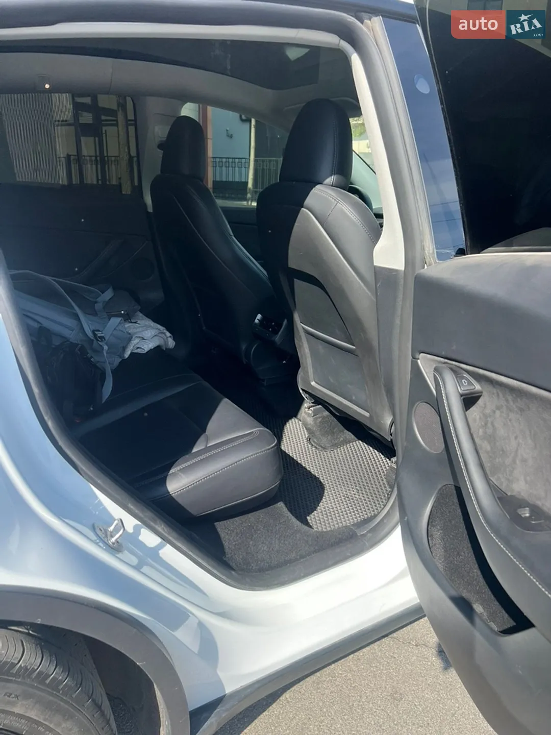 2024 Tesla Model Y - мініатюра 7