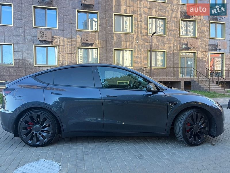Внедорожник / Кроссовер Tesla Model Y 2022 в Одессе