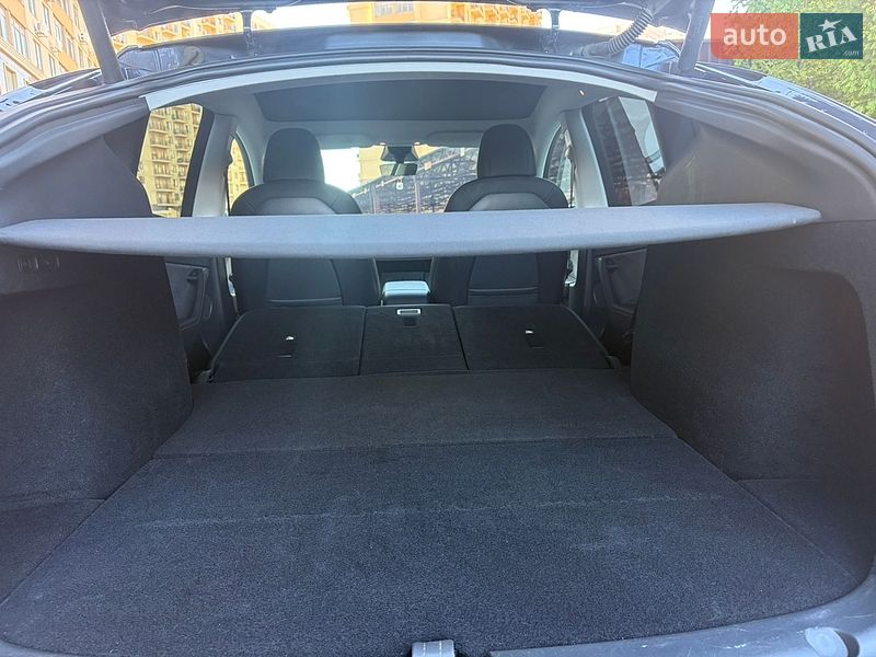 Внедорожник / Кроссовер Tesla Model Y 2022 в Одессе