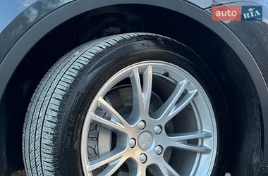 Внедорожник / Кроссовер Tesla Model Y 2024 в Самборе