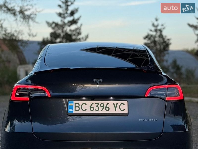 Внедорожник / Кроссовер Tesla Model Y 2024 в Самборе
