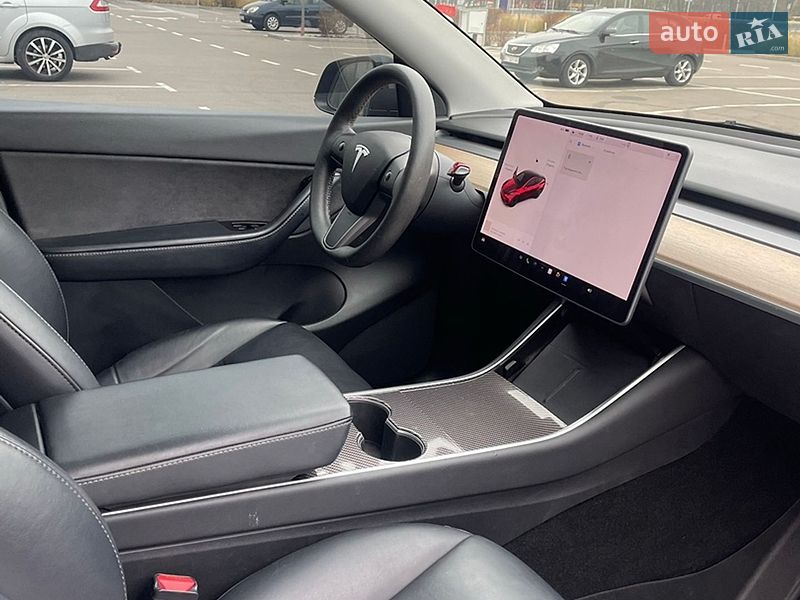 Внедорожник / Кроссовер Tesla Model Y 2021 в Киеве