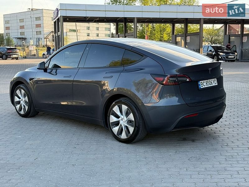 Внедорожник / Кроссовер Tesla Model Y 2021 в Львове