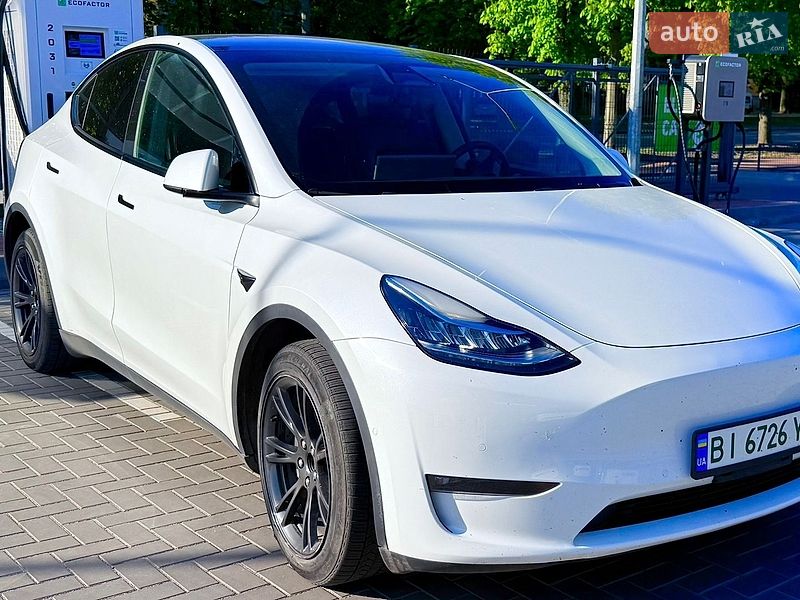 Позашляховик / Кросовер Tesla Model Y 2022 в Полтаві