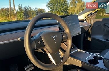 Внедорожник / Кроссовер Tesla Model Y 2021 в Львове