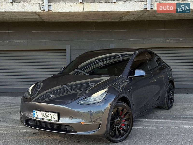 Позашляховик / Кросовер Tesla Model Y 2020 в Києві