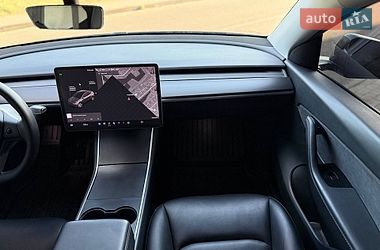 Позашляховик / Кросовер Tesla Model Y 2020 в Києві