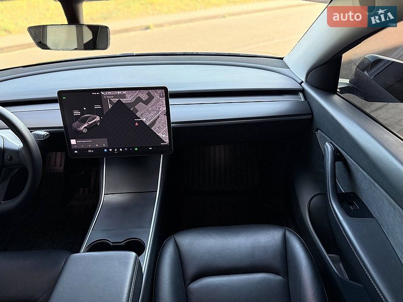 Позашляховик / Кросовер Tesla Model Y 2020 в Києві