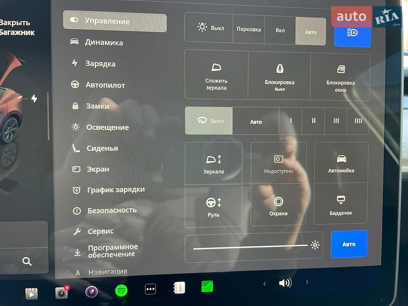 Позашляховик / Кросовер Tesla Model Y 2024 в Івано-Франківську