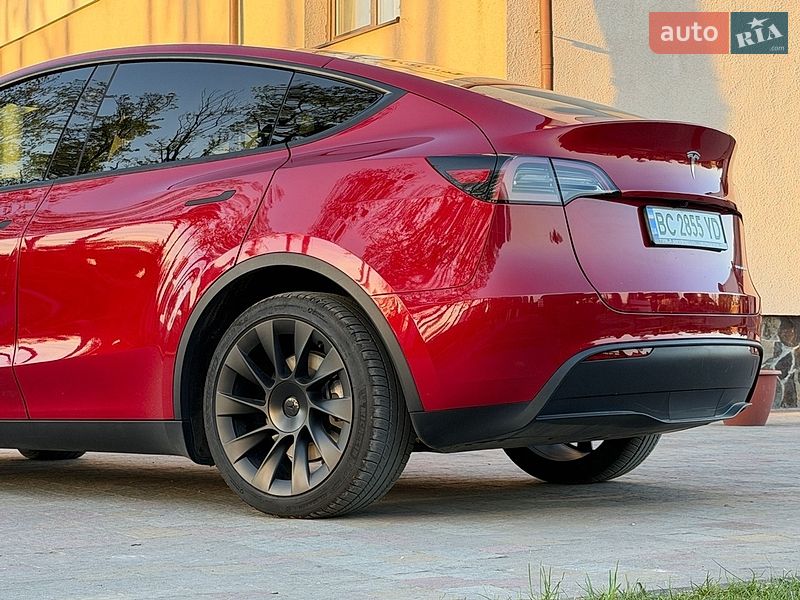 Внедорожник / Кроссовер Tesla Model Y 2023 в Стрые