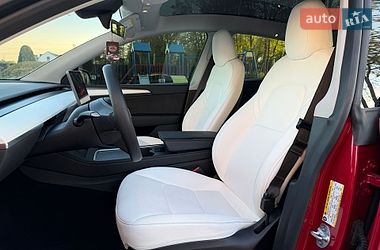 Внедорожник / Кроссовер Tesla Model Y 2023 в Стрые