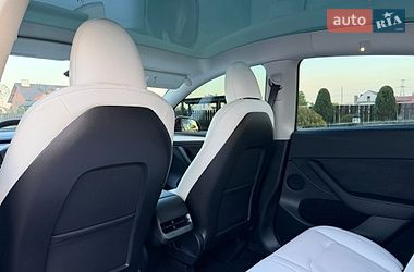 Внедорожник / Кроссовер Tesla Model Y 2023 в Стрые