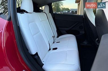 Внедорожник / Кроссовер Tesla Model Y 2023 в Стрые
