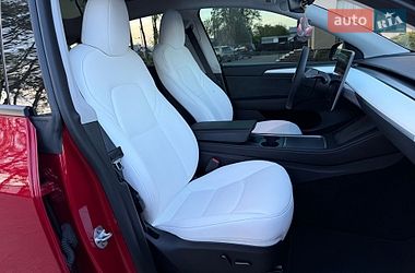 Внедорожник / Кроссовер Tesla Model Y 2023 в Стрые