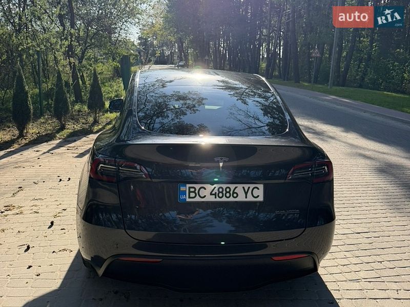 Внедорожник / Кроссовер Tesla Model Y 2024 в Львове