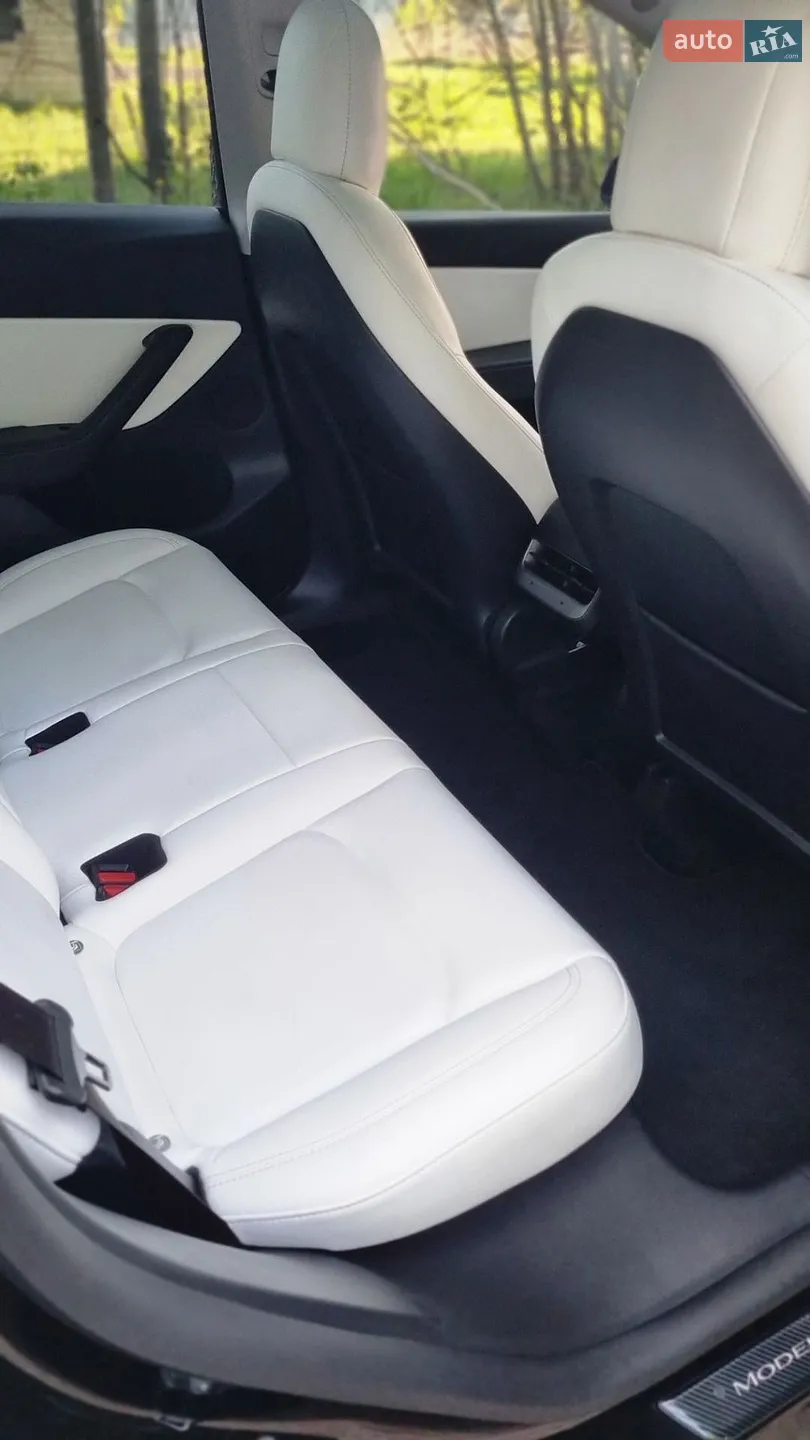 2021 Tesla Model Y - мініатюра 9