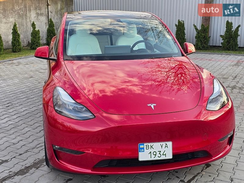 Внедорожник / Кроссовер Tesla Model Y 2022 в Костополе