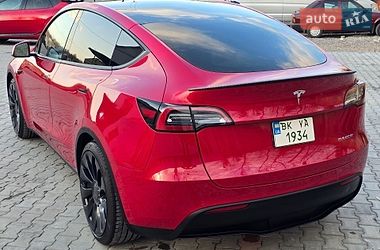 Внедорожник / Кроссовер Tesla Model Y 2022 в Костополе