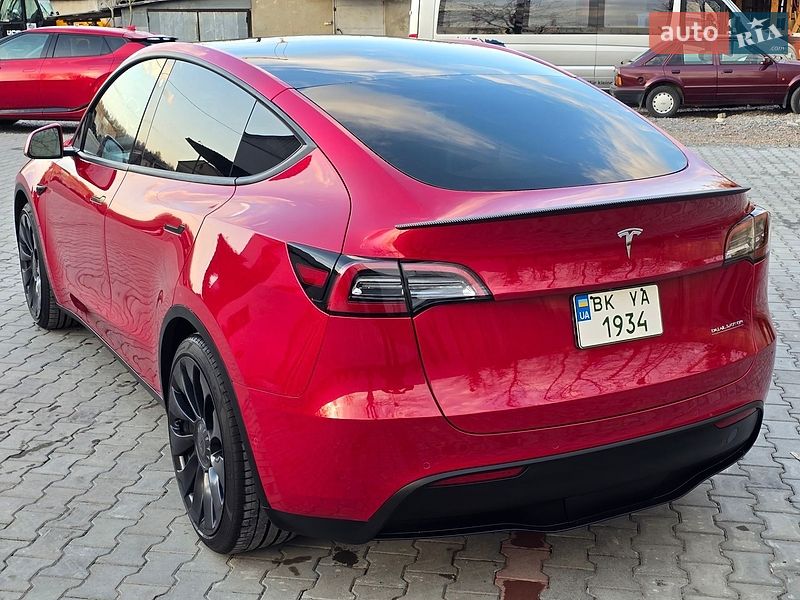 Внедорожник / Кроссовер Tesla Model Y 2022 в Костополе