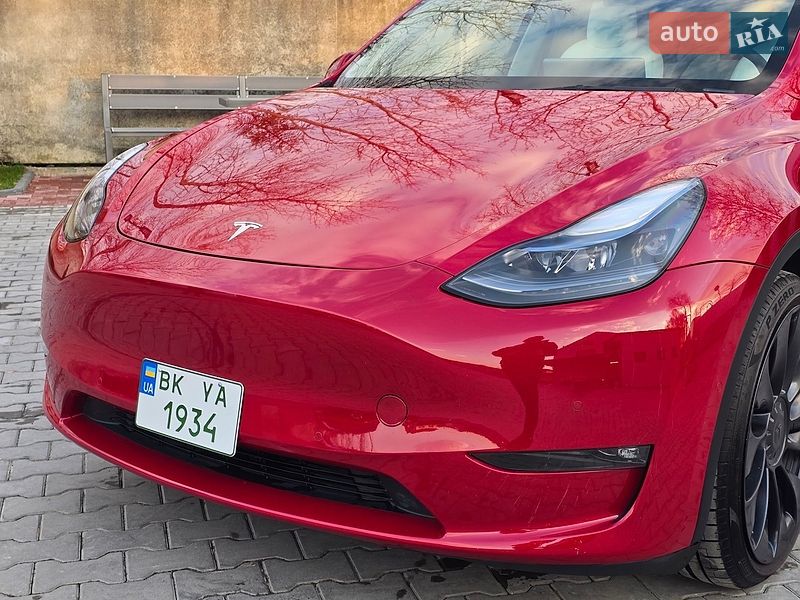 Внедорожник / Кроссовер Tesla Model Y 2022 в Костополе