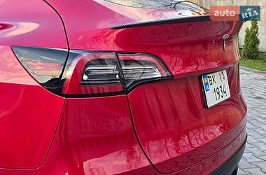 Внедорожник / Кроссовер Tesla Model Y 2022 в Костополе