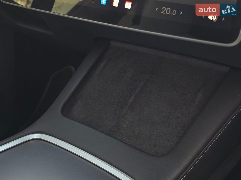 Внедорожник / Кроссовер Tesla Model Y 2022 в Костополе